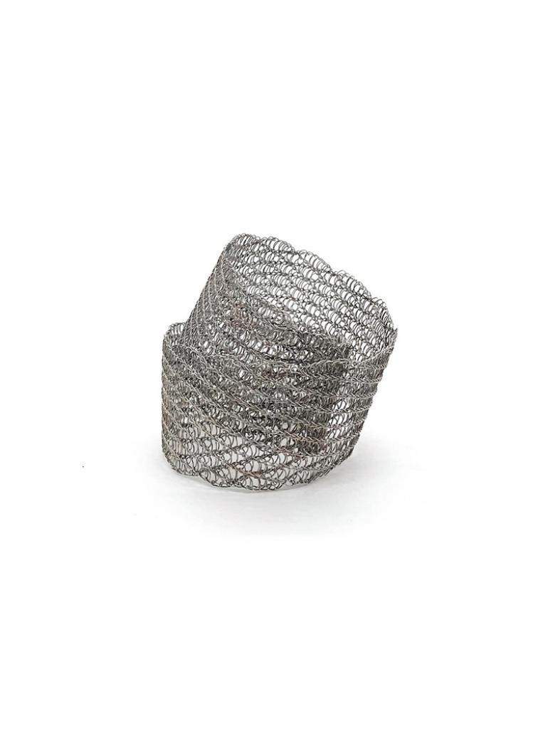 Doris Betz, Armschmuck 'Pisa', Silber, gestrickt