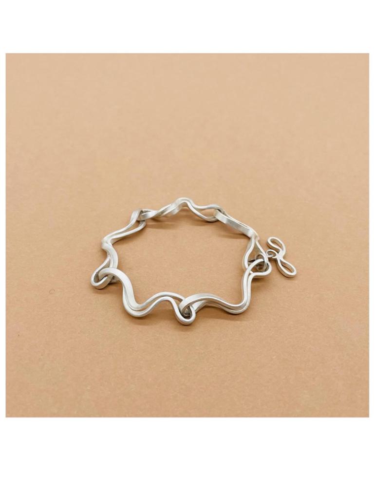 Doris Betz, Armband 'Movement', Feinsilber