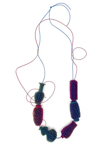 Lingjie Wang, Kette, varigated, black, 3D